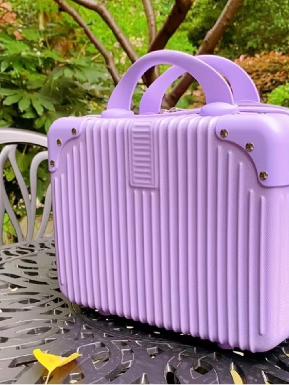 Lavender Ribbed Travel Cosmetic Case – Women's Handbag